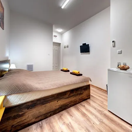 Апартамент Cute Studio Neptun With Terrace
